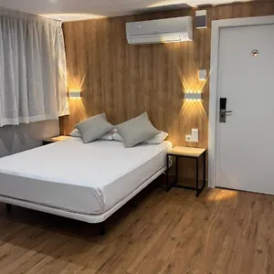 Otel Medicis, Barselona