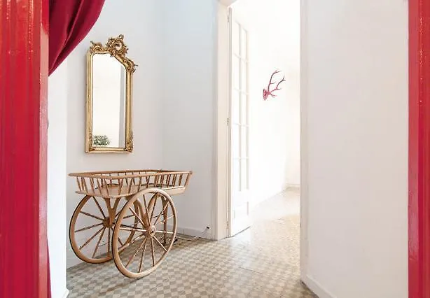 Casa Trianon Bed & Breakfast Barselona 2*,  İspanya