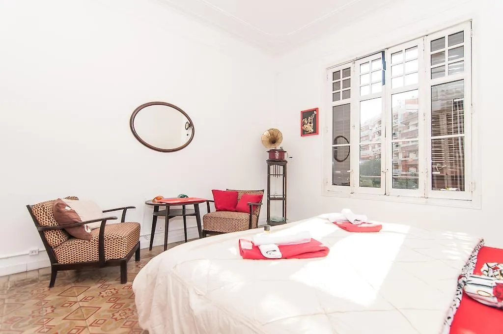Casa Trianon Bed & Breakfast Barselona 2*,
