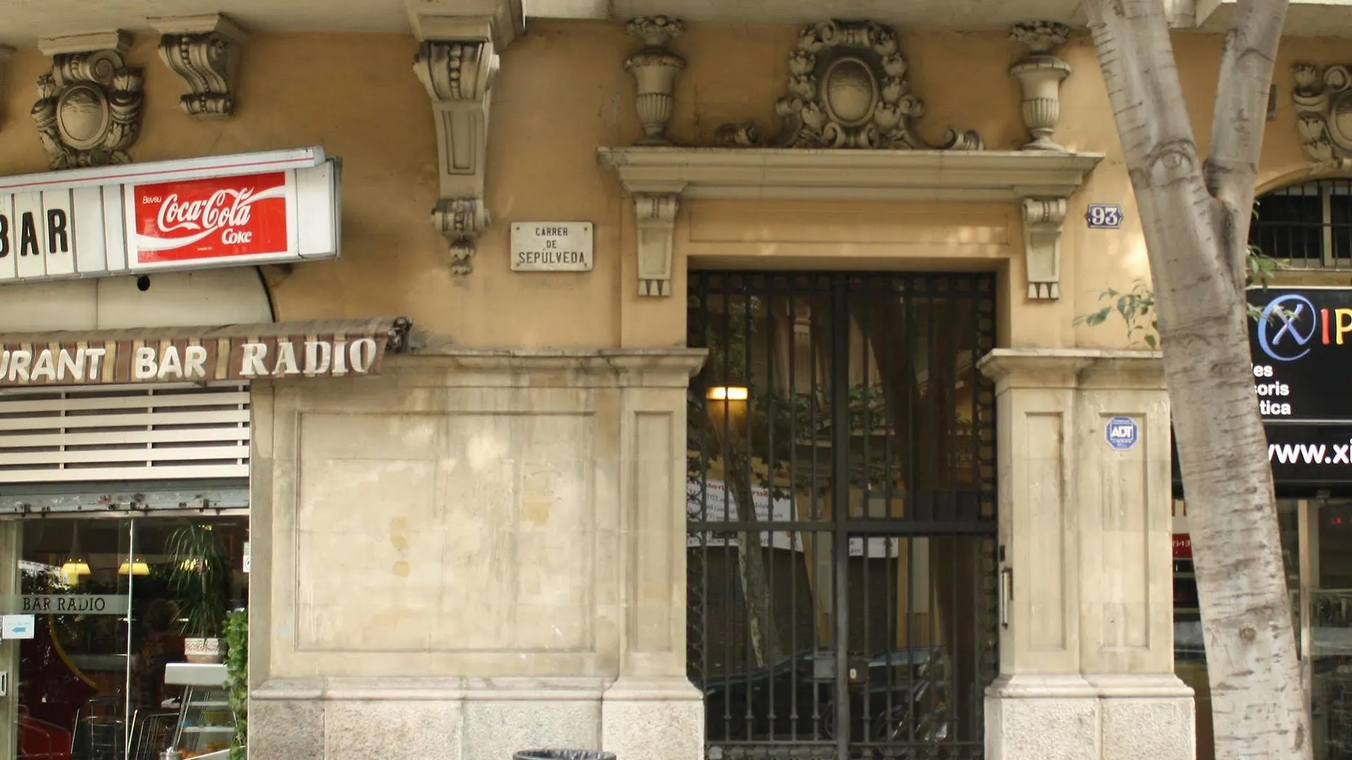 Casa Trianon Bed & Breakfast Barselona İspanya