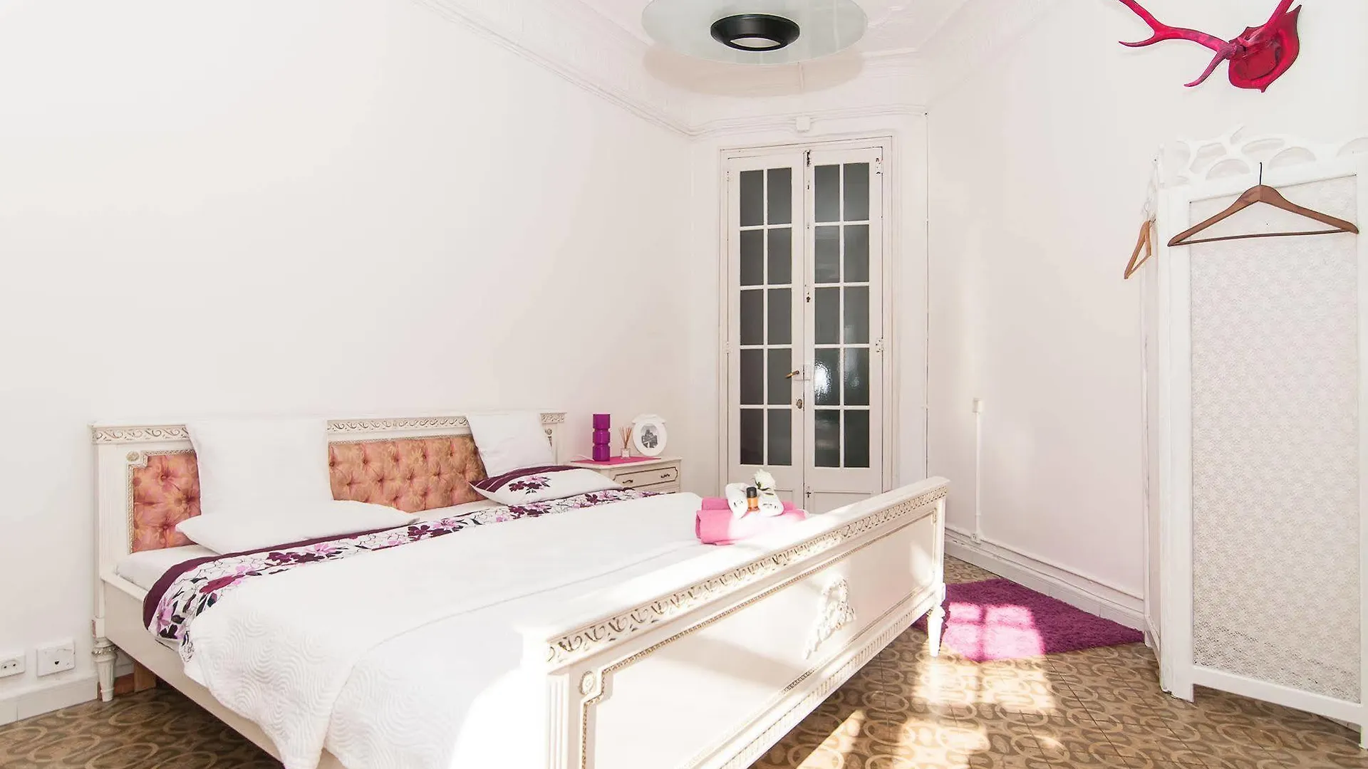 Casa Trianon Bed & Breakfast Barselona 2*,